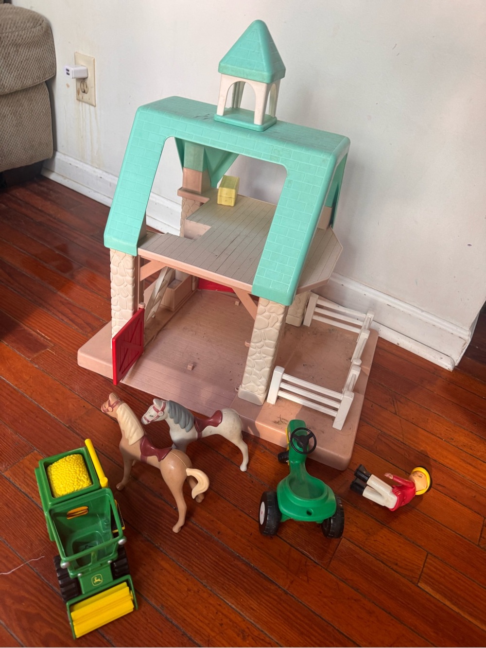 Vintage little tikes Farm Barn Playset Bundle – Horses, Tractor & Accessories